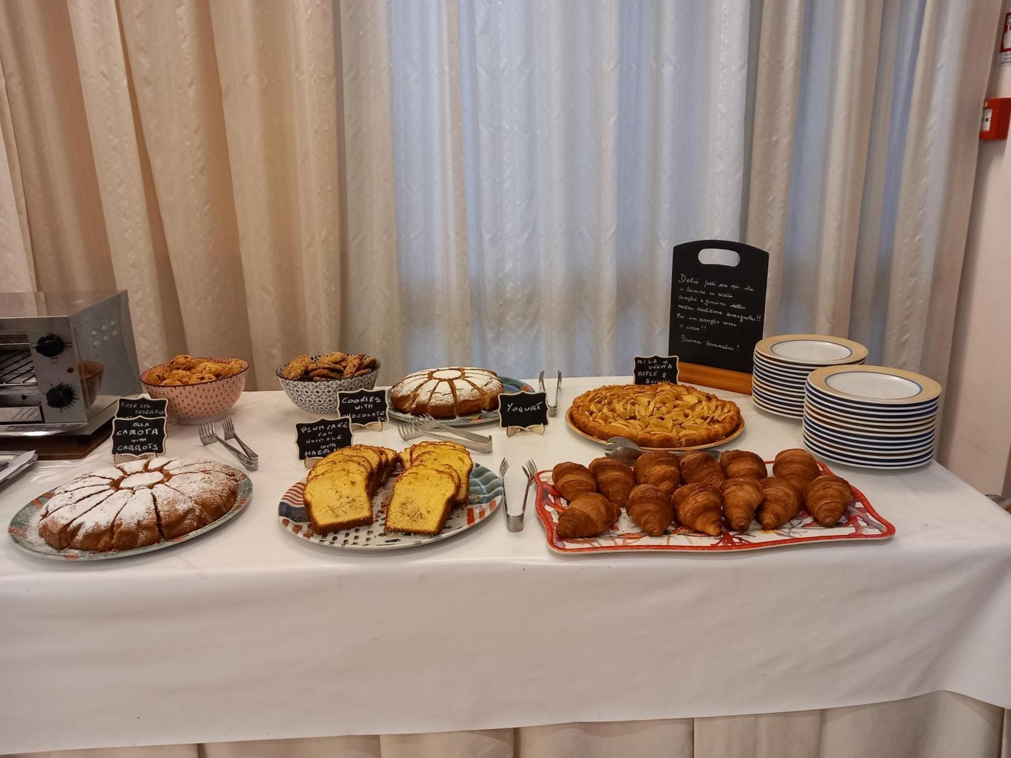 Acasamia Welchome Hotel Rimini Zewnętrze zdjęcie
