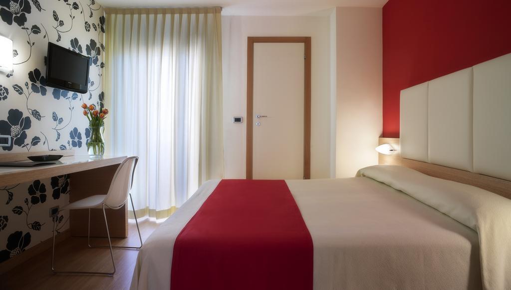 Acasamia Welchome Hotel Rimini Zewnętrze zdjęcie